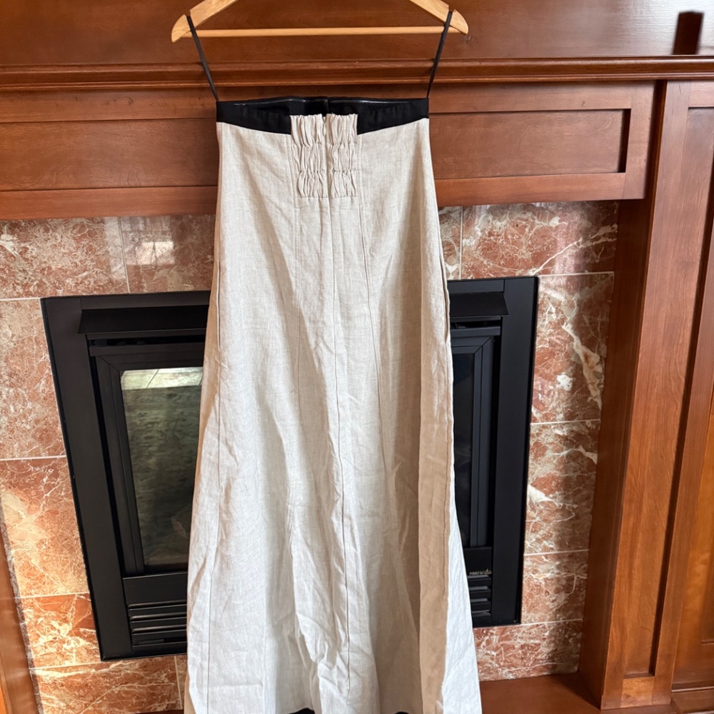 DISSH Luxury Linen Long Strapless Maxi Dress - Picture 11 of 15